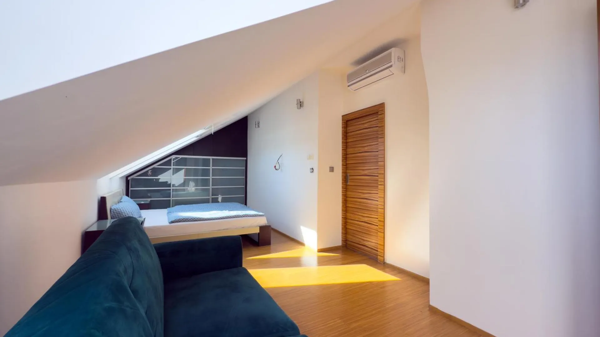 Loft-Style& Modern Apartment In The Center Of Πράγα 0*,