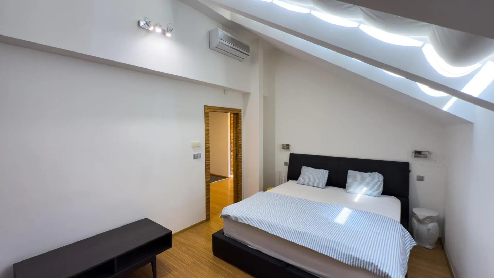 Loft-Style& Modern Apartment In The Center Of Πράγα