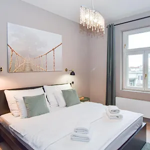  Apartment Spalena